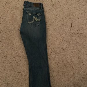 Maurices jeans